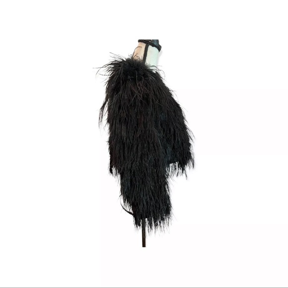 Kesha owned & worn red carpet feather jacket - Picture 3 of 4